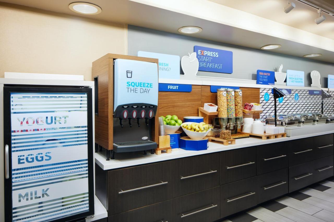 Holiday Inn Express & Suites Jacksonville South East - Medical Center Area By Ihg Bagian luar foto