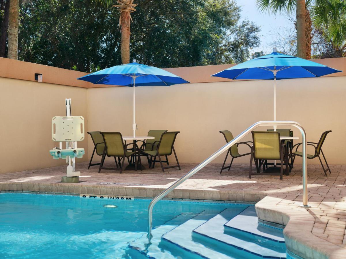 Holiday Inn Express & Suites Jacksonville South East - Medical Center Area By Ihg Bagian luar foto