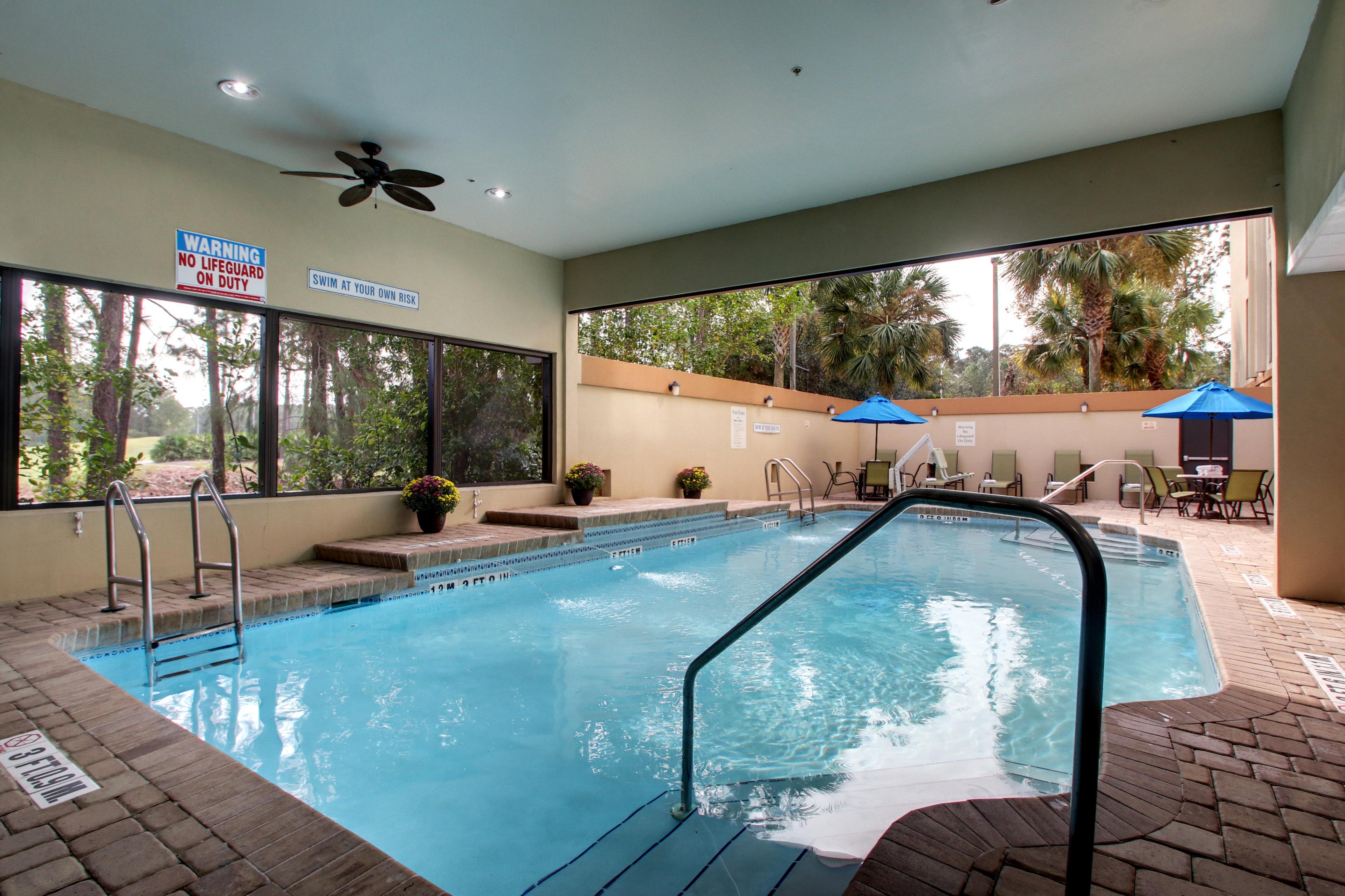 Holiday Inn Express & Suites Jacksonville South East - Medical Center Area By Ihg Bagian luar foto