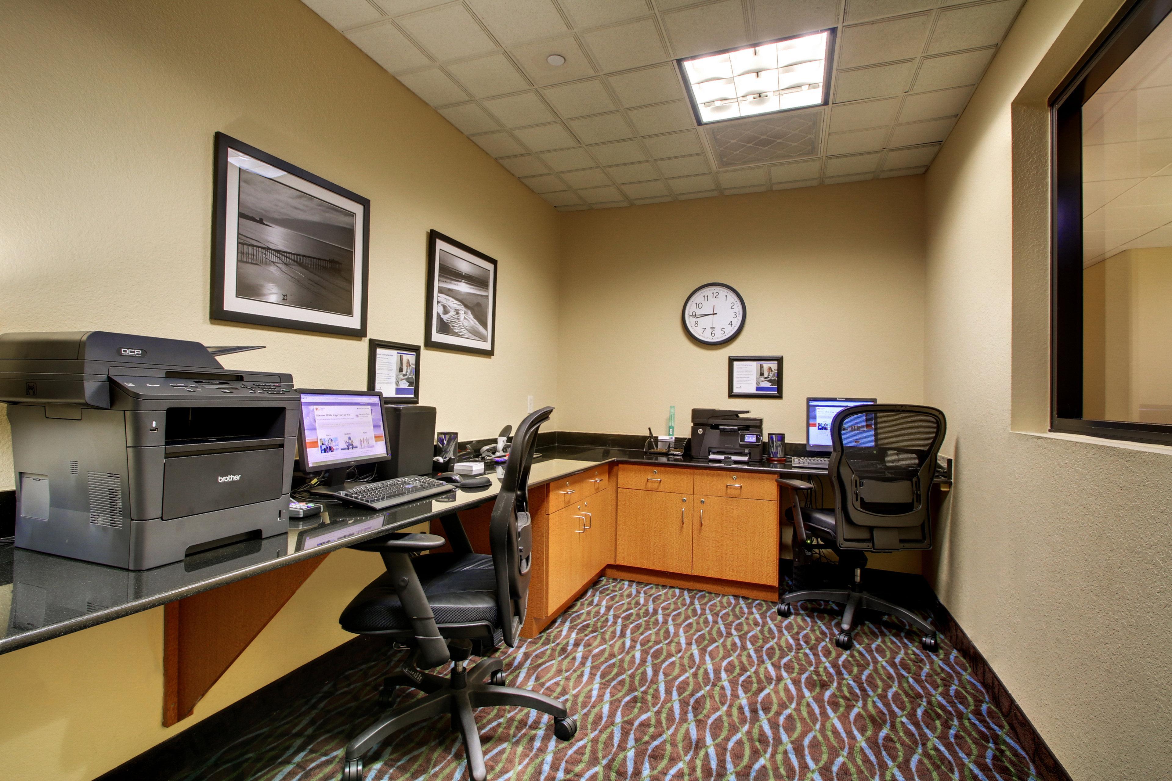 Holiday Inn Express & Suites Jacksonville South East - Medical Center Area By Ihg Bagian luar foto