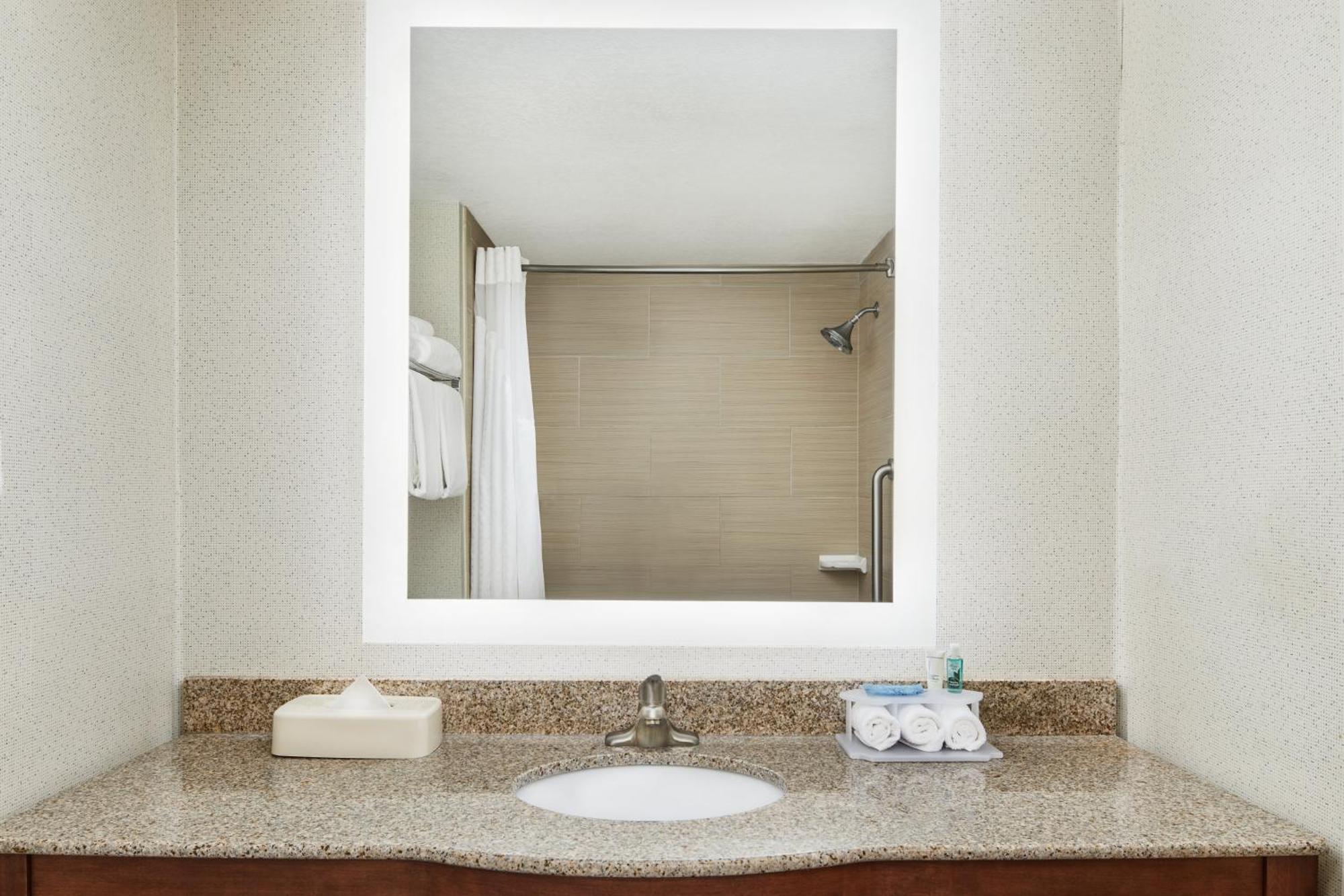 Holiday Inn Express & Suites Jacksonville South East - Medical Center Area By Ihg Bagian luar foto